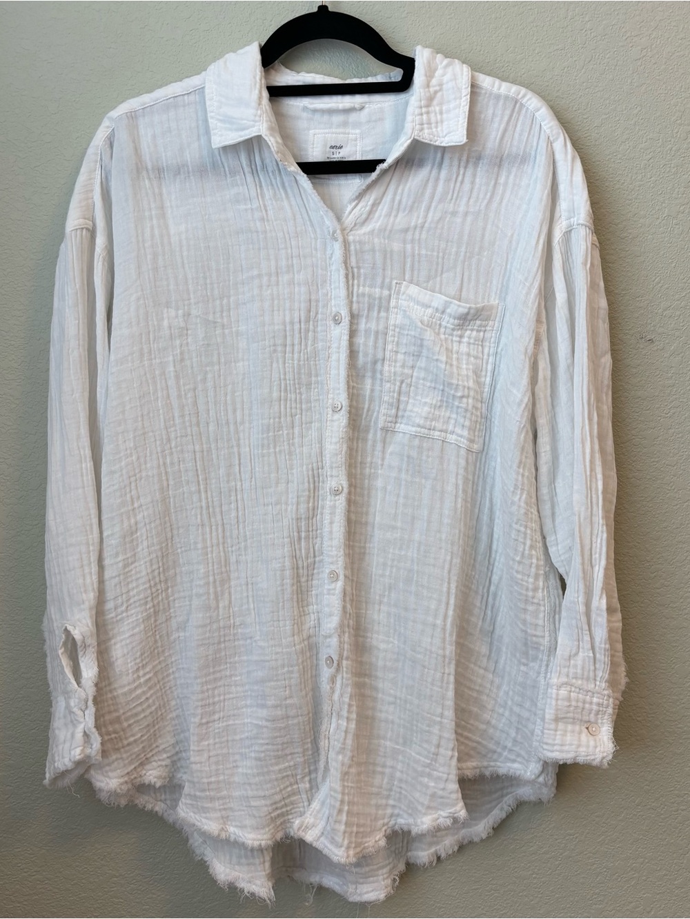NWOT aerie White Casual Button-Down Gauze Shirt